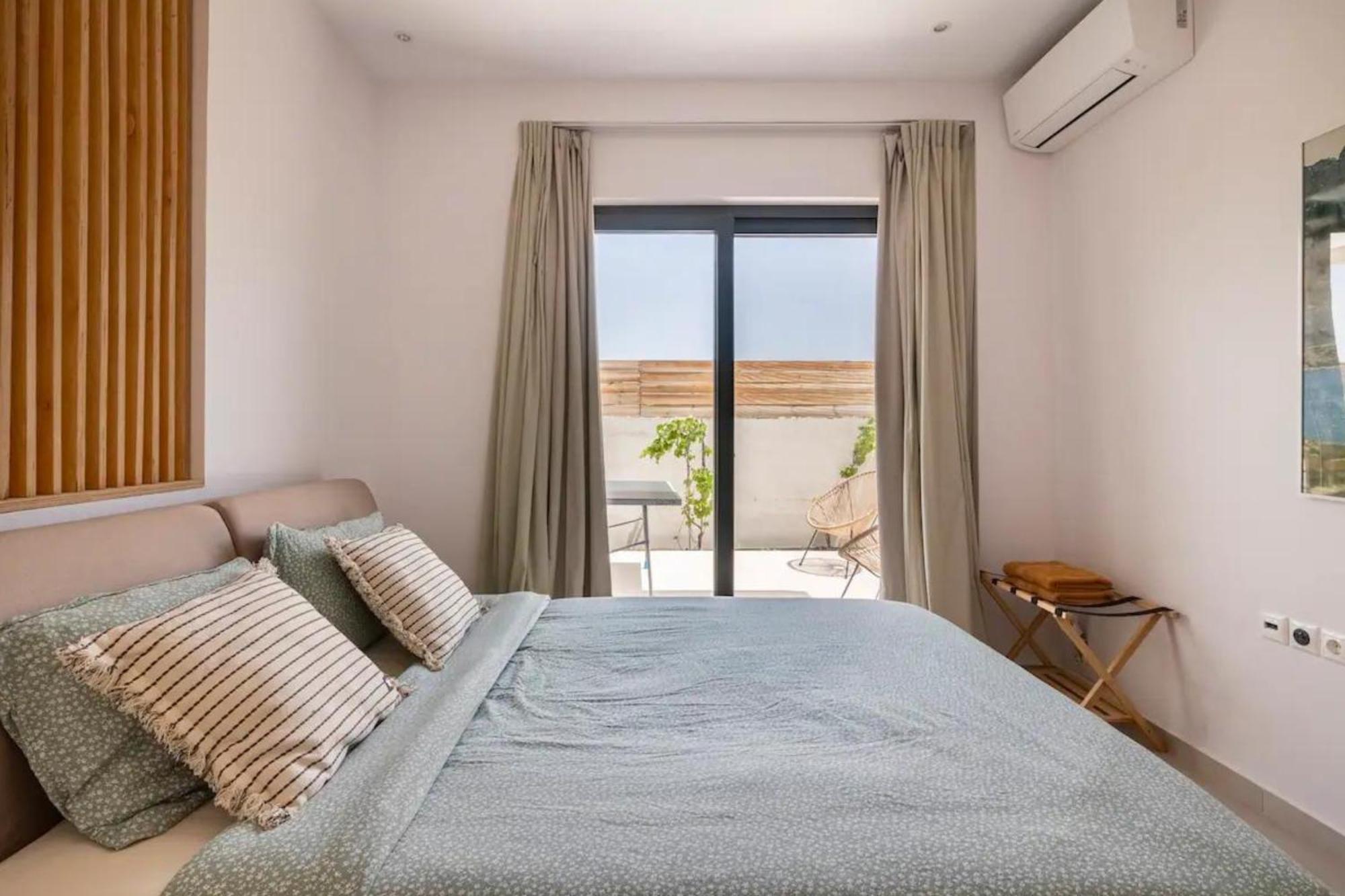 Villa Kala Loutraki - Private Pool & Sauna I Beach Εξωτερικό φωτογραφία