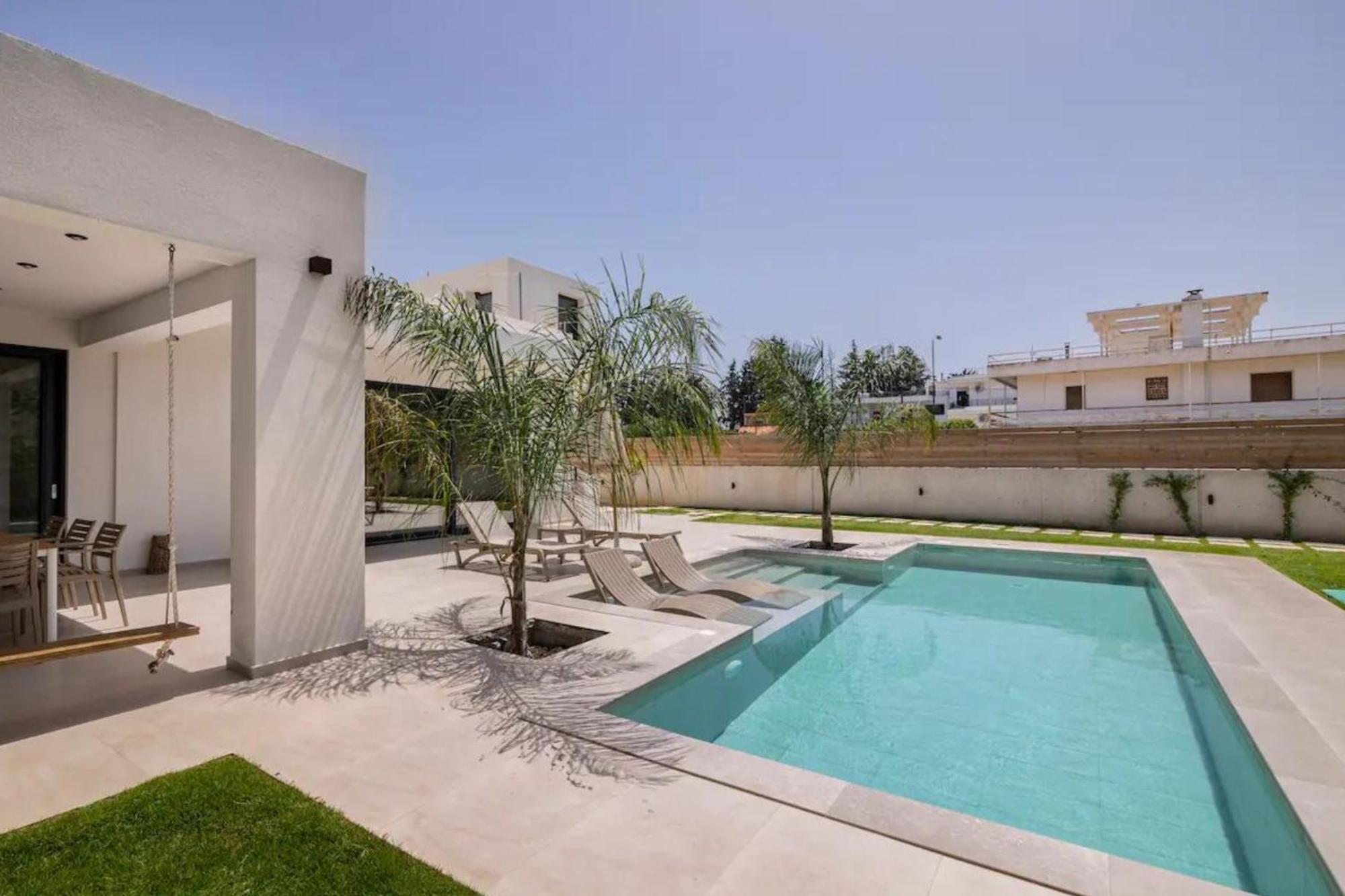 Villa Kala Loutraki - Private Pool & Sauna I Beach Εξωτερικό φωτογραφία